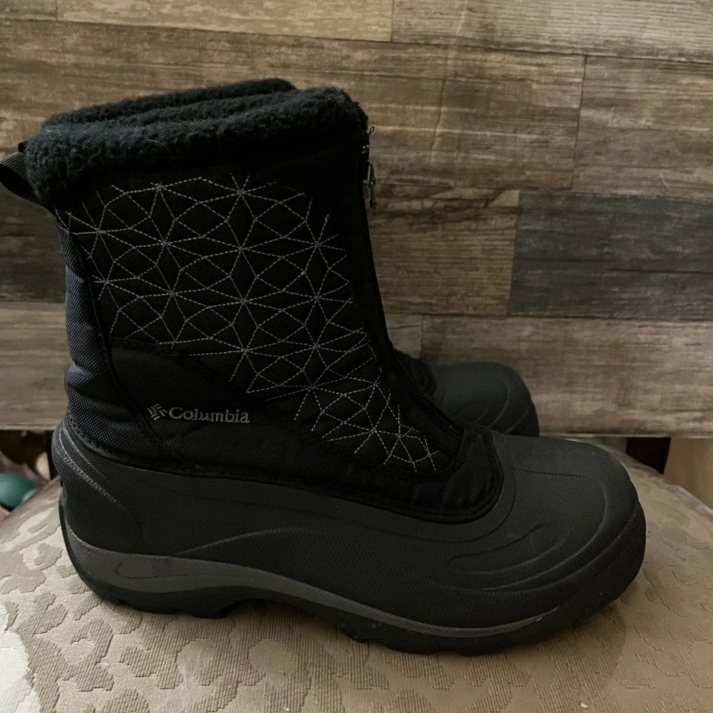 Columbia Cascadian Snowflake Black Water Resistant Winter Boots Women 8.5 BL1223
